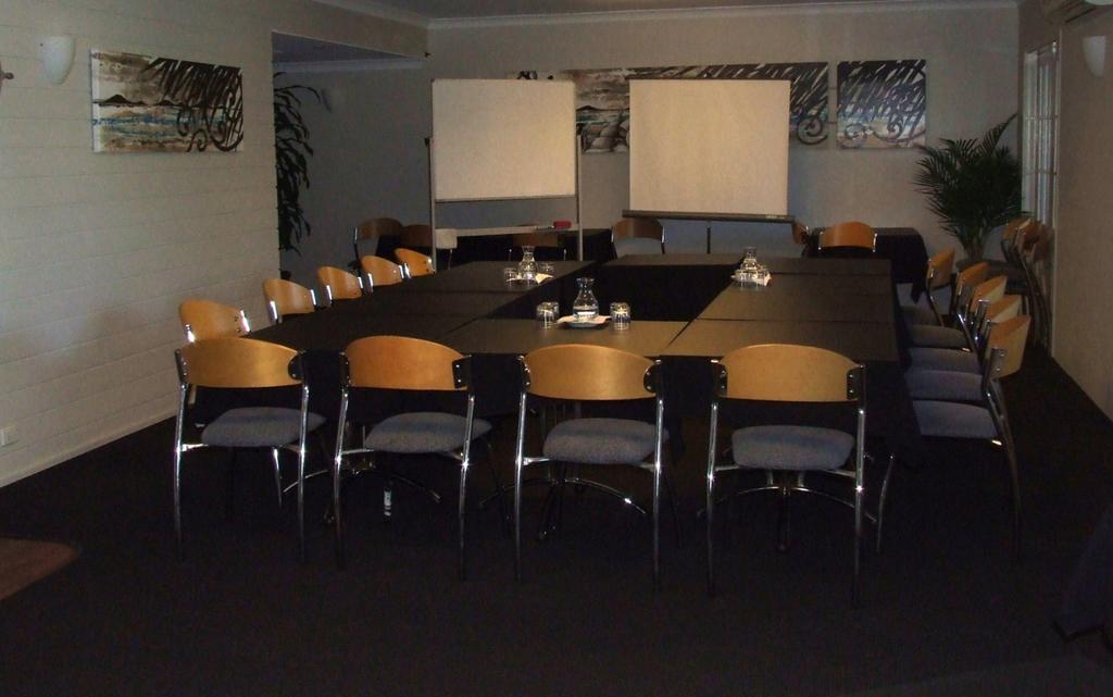 Alara Motor Inn Mackay Extérieur photo