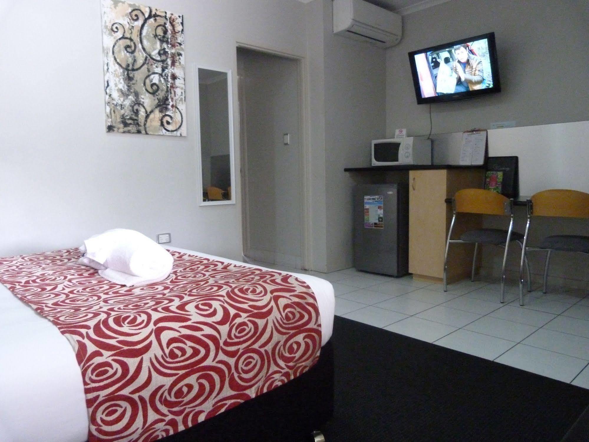 Alara Motor Inn Mackay Extérieur photo