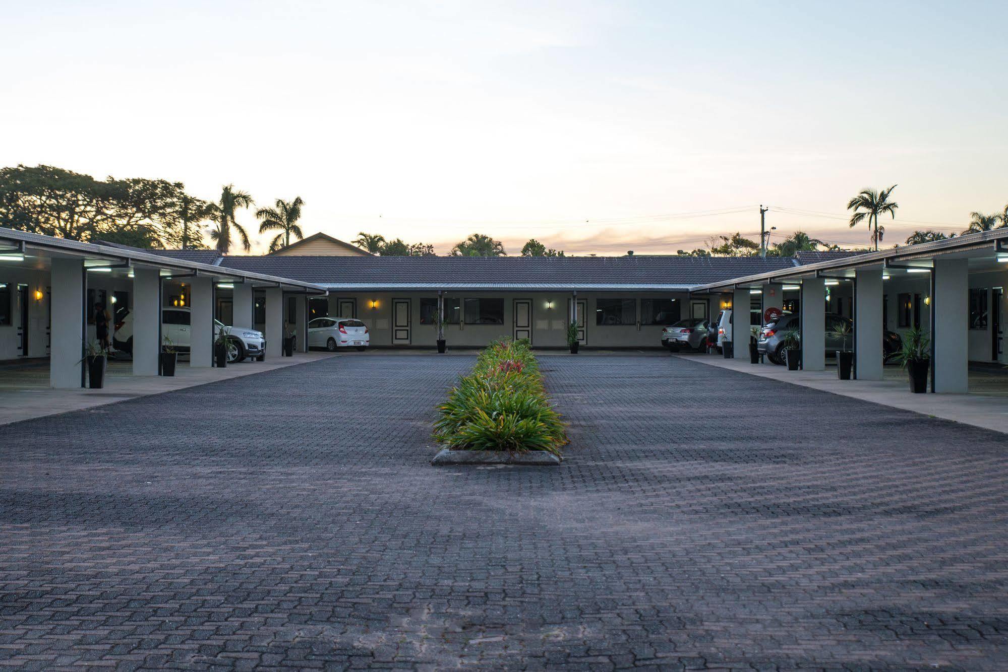 Alara Motor Inn Mackay Extérieur photo